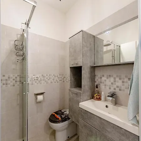 Joivy Flat With Terrace & Parking * 세스트리레반떼