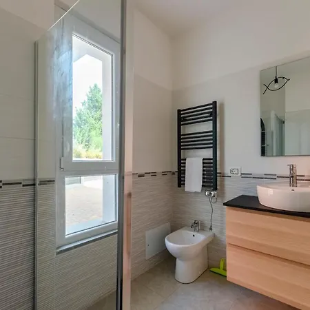 Apartman Joivy Flat With Terrace & Parking *