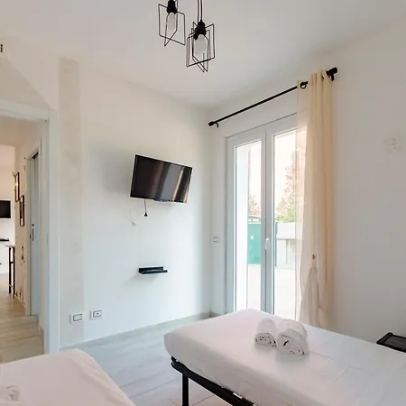Joivy Flat With Terrace & Parking
