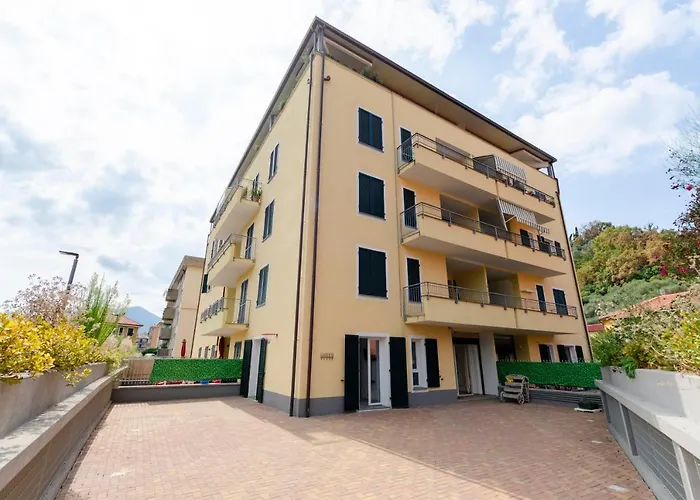 Lejlighed Joivy Flat With Terrace & Parking *